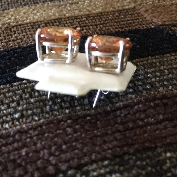 Sterling Silver Citrine Earrings. - Picture 4 of 4